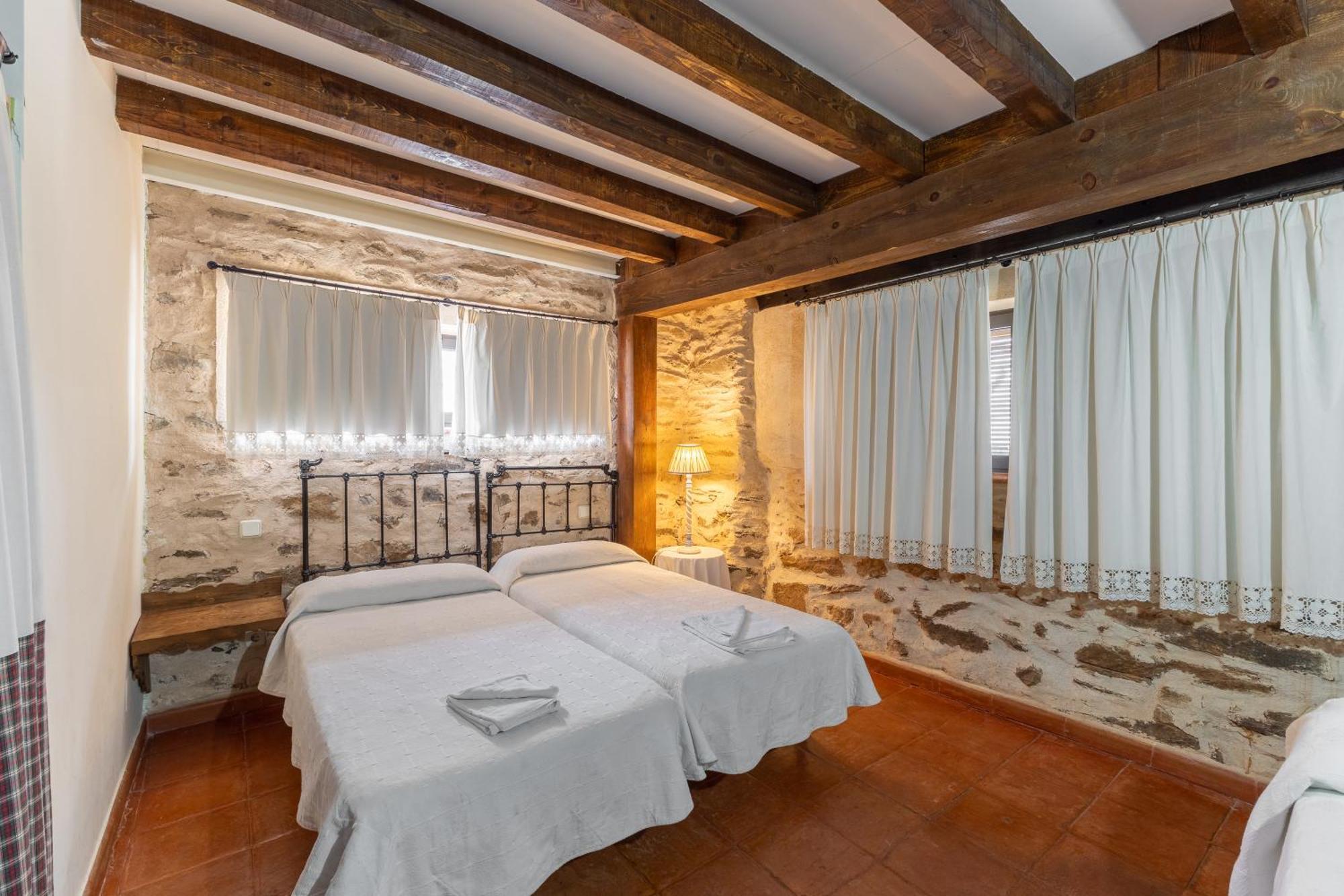 Вілла La Casona Y Casitas De Tabladillo Santa Maria la Real de Nieva Екстер'єр фото